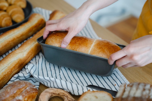 Everything You Need to Know About Loaf Pan Sizes