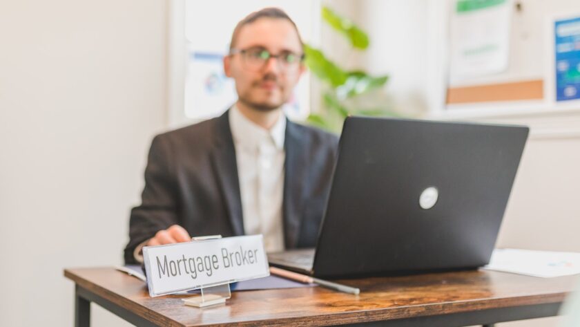 What to Ask For a Mortgage Broker